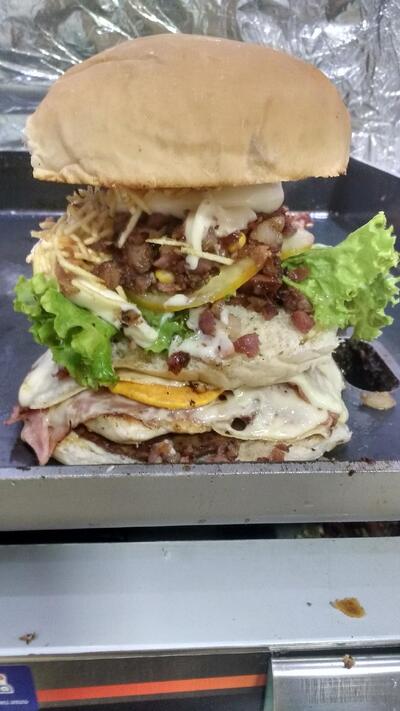 Space Acai e Lanches