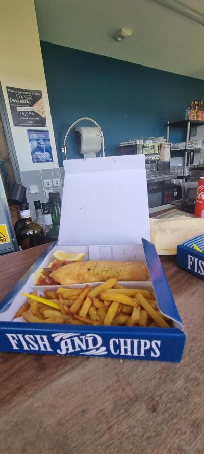 LA CAMBUSE - en Saison : restauration rapide, bar, épicerie d'appoint