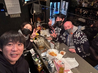 スナック・アニバーサリー