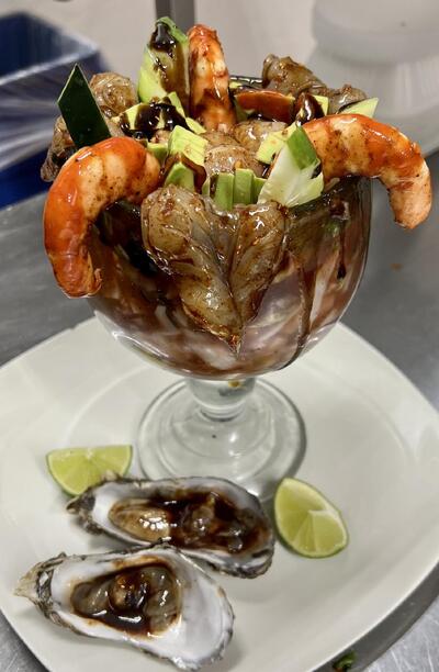 La Monarca Seafood