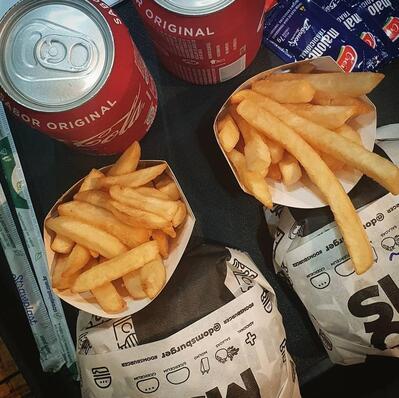 Doms Burger - Parque Dom Pedro