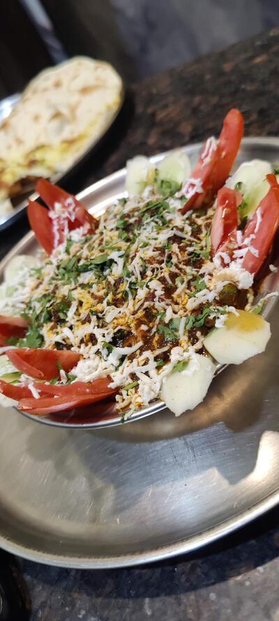 Hotel new samadhan and bar