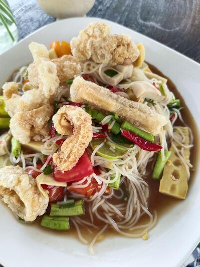 ลาวตำไทย
