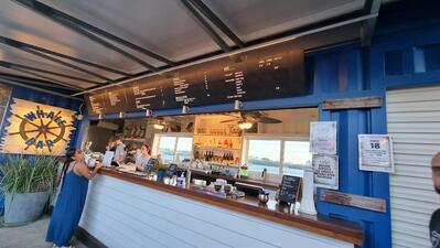 whale bar