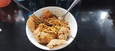 Warung Bakso & Mie Ayam Safitri