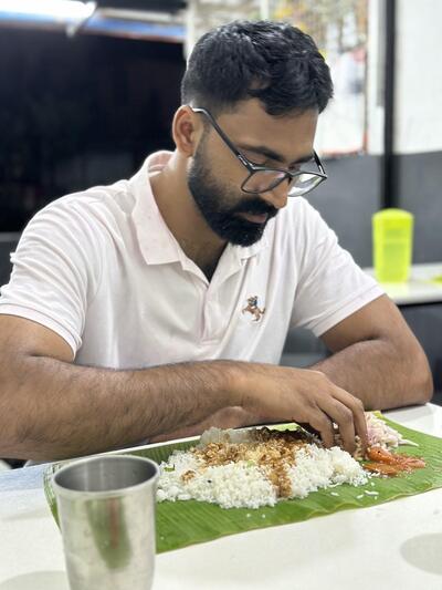 Unlimited നെയ്ച്ചോറും കോഴി പൊരിച്ചതും