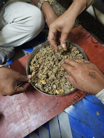 न्यू रामदेव भोजनलाय दाल बाटी चूरमा