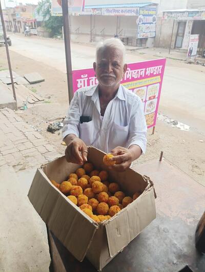 Maa Tanot Rai Misthan Bhandar