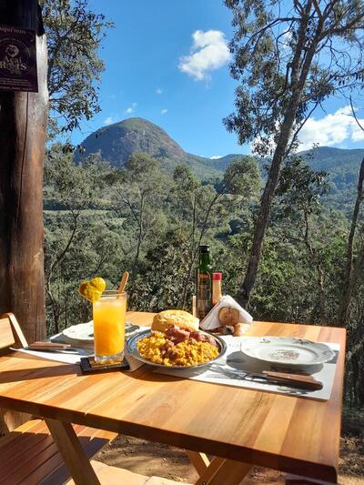 "CASA DA ATRIZ" Restaurante, Pizzaria e espaco cultural criado pela atriz Rita Malot.