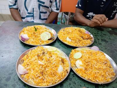 Maa Kamala Hotel & Restaurant