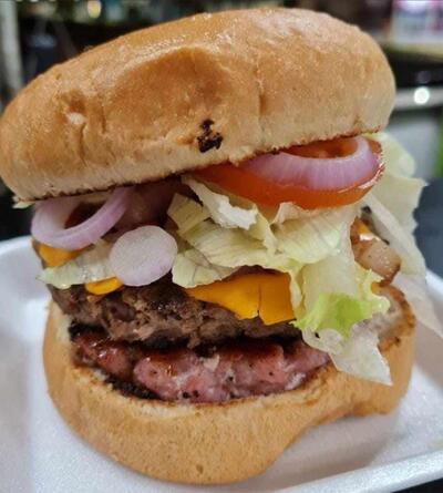 A Fenda do Biquini CocoBurguer