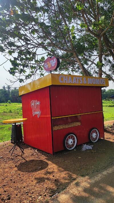 Chaamos - Momos Chaats Chinese Juice Burger Tea