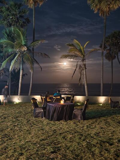 B Zag Beach Restaurant