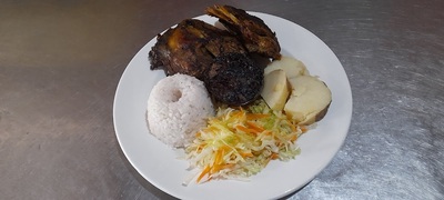 Restaurante y piqueteadero el chivo