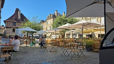 L'Atelier "Petite restauration/Glacier fabricant"