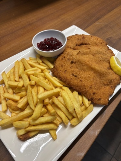 Holzsteinofen Pizzeria Napoli Gnas Burgfried Stiermark