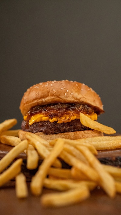 Velho Oeste Burger House - Ibitipoca