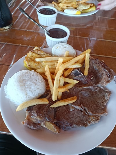 SCHWAB Lanchonete e Petiscaria