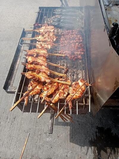 เเข่วส้มตำ-ไก่ย่างเรสซิ่ง