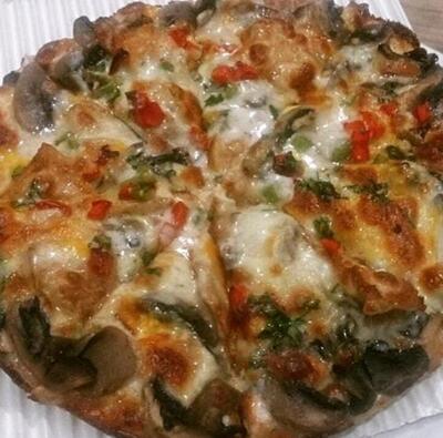 Belderchin Pizza