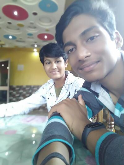 NEW POONAM RESTAURANT & BARr