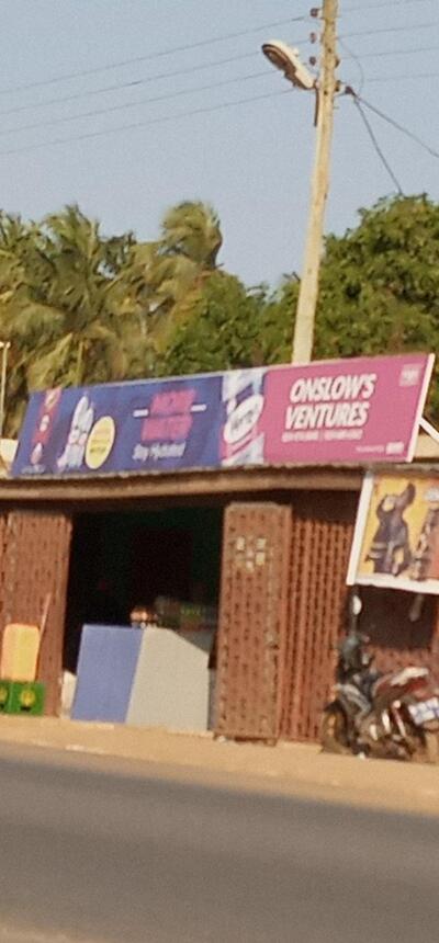 Onslow's Pub