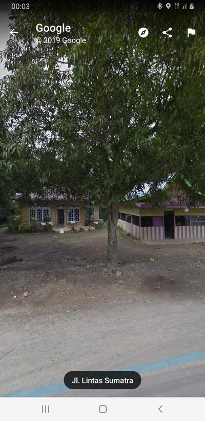 Rumah makan nani