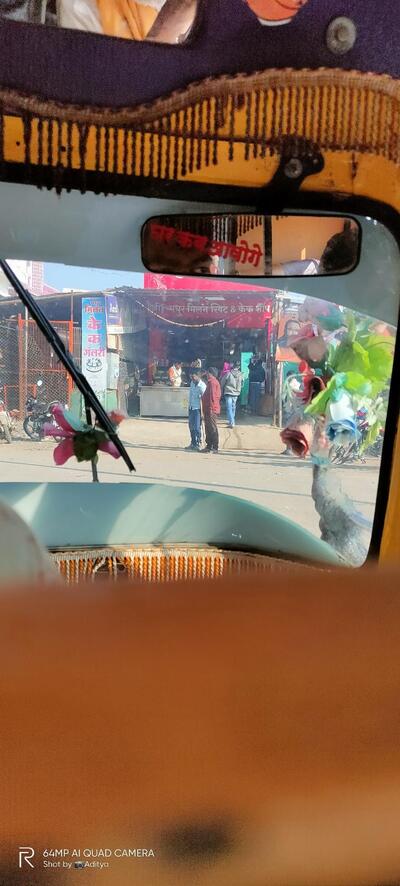 Shri Madhur Milan Sweets & Cake Shop