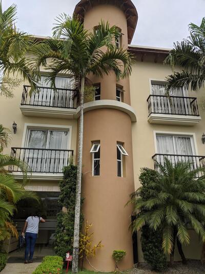 María Yobón Hostal