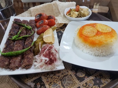بیمه آسیا ، رستوران سنتی