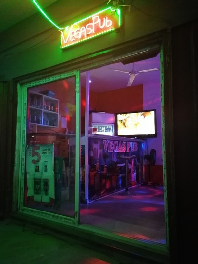 Star nite pub