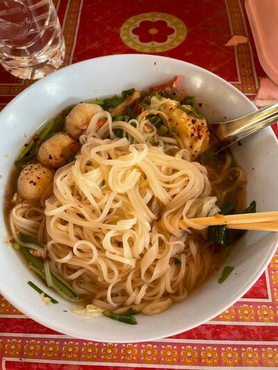 ก๋วยเตี๋ยวเจ๊ยา