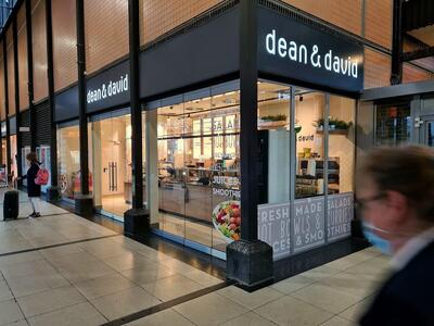 dean&david Bowls, Salate, Curries & Snacks im Bahnhof Kassel-Wilhelmshöhe