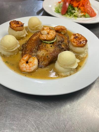 Suegra’s Molino Lounge