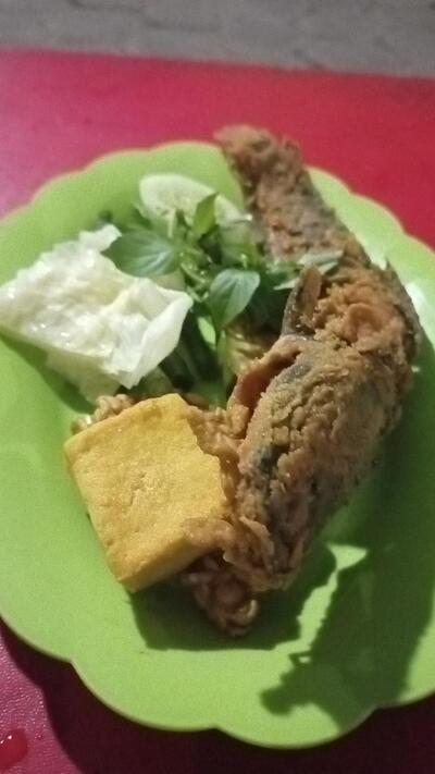 Warung Si Kembar Cabang Mak Senik Jombang