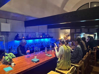 バーデュード BAR DUDES