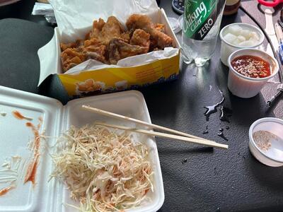 월드치킨&호프
