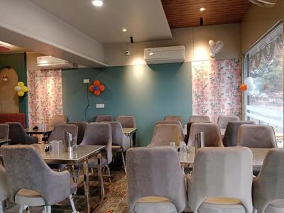 RR FAMILY RESTAURANT