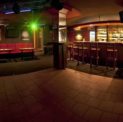 Music Club Maxim, spolek