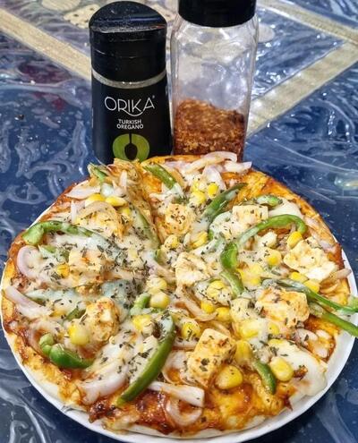 Lover pizza cafe coffee day