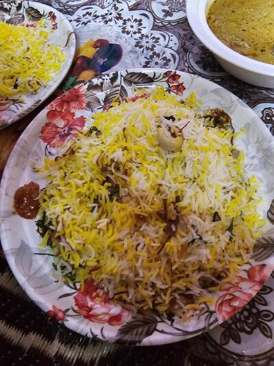 Sartaj Veg & Non Veg Restaurant Hotel