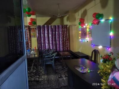 luxmi ji bhojnalya and fast food