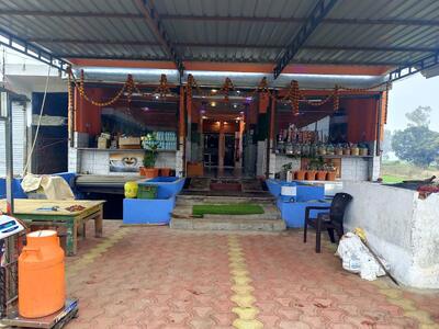 Shri Radha Rani Dabha & Family Restaurant