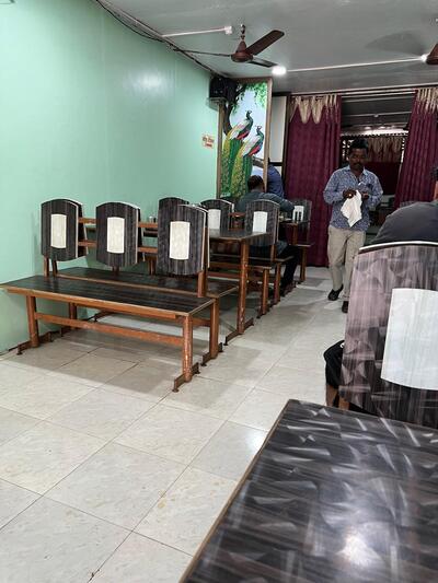 Hotel new pangat,shivaji chawk chinchnaka, chiplun