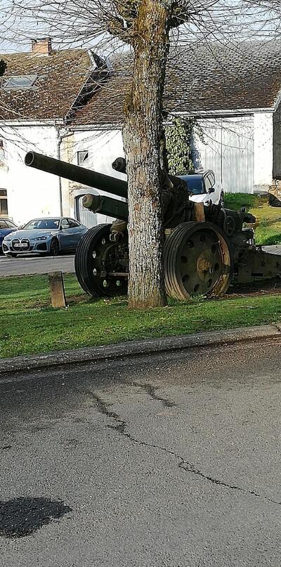 Boulangerie-Patisserie. Alimentation générale
