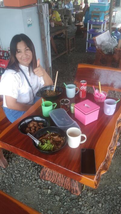 ร้านอาหารโฮบบาย