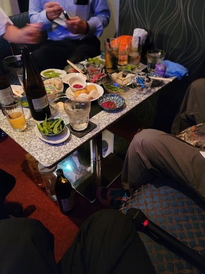 スナック薔薇