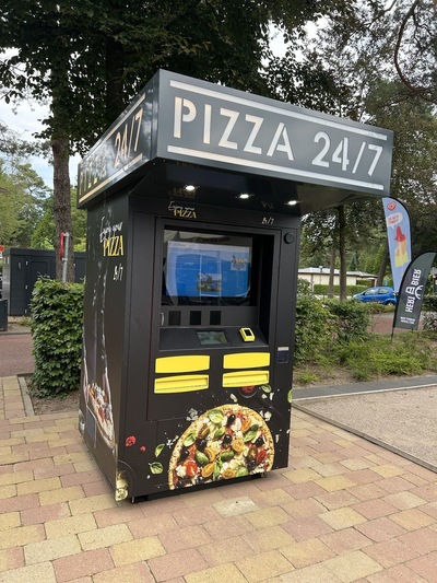 24/7 Pizza Vending machine Beekbergen