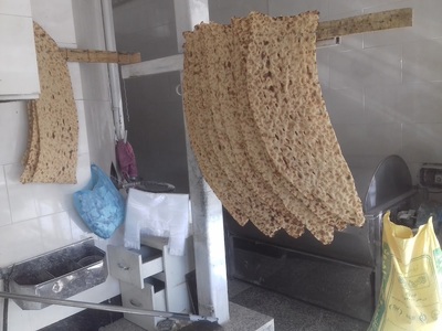 نانوایی سنگکی سنتی محرابی