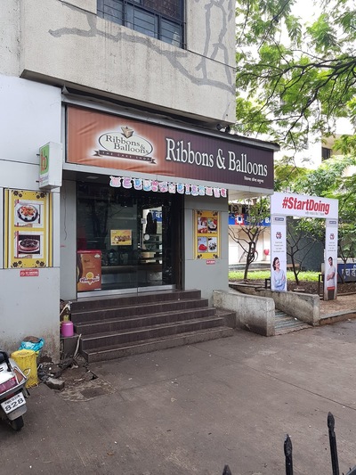 Ribbons And Balloons - The Cake Shop photo